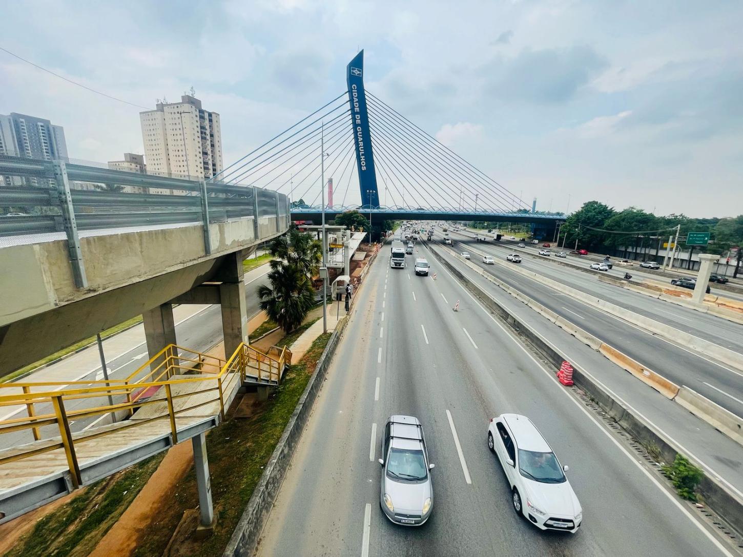 CCR fará bloqueios em Guarulhos para desmontar passarela; interdições afetam acesso de quem segue de Santa Isabel a capital