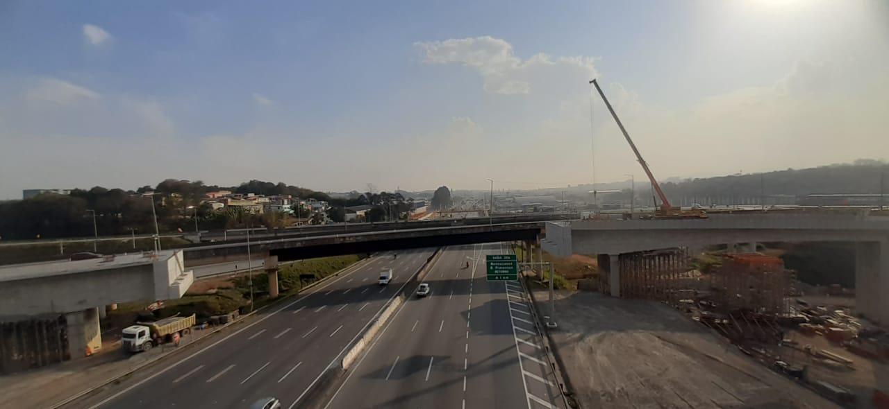 Interdição total na Via Dutra em Arujá afeta motoristas de Santa Isabel; Rodovia será fechada para obras do Trecho Norte do Rodoanel