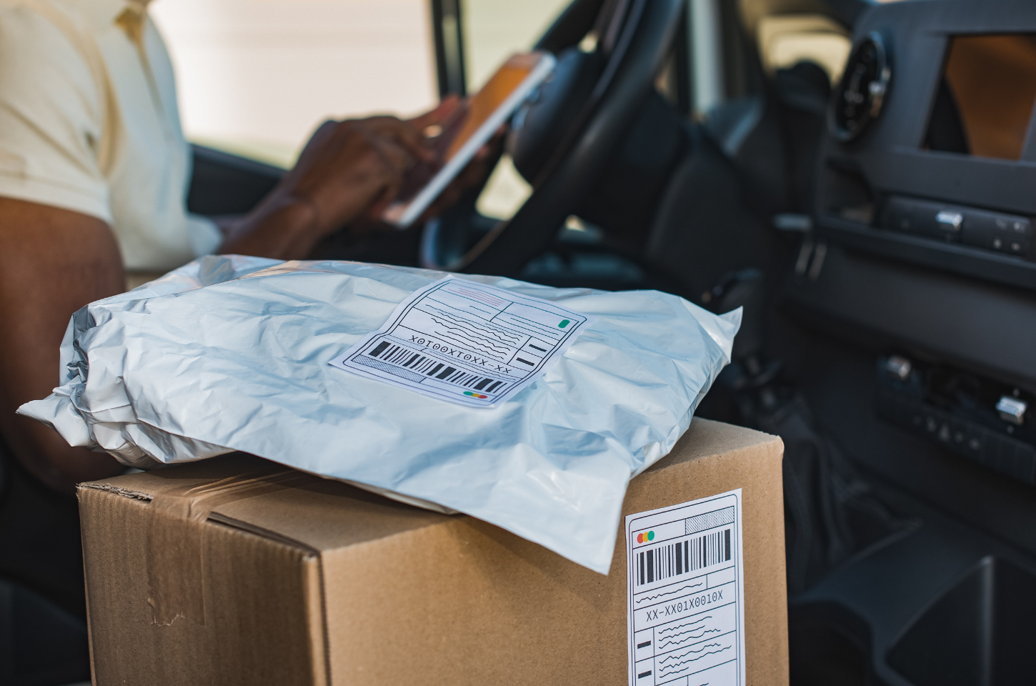 Consumidores ficam vulneráveis com vazamento de CPF e endereço no lixo comum