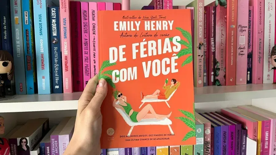 De Férias com Você vira filme na Netflix, mas livro segue imbatível em profundidade