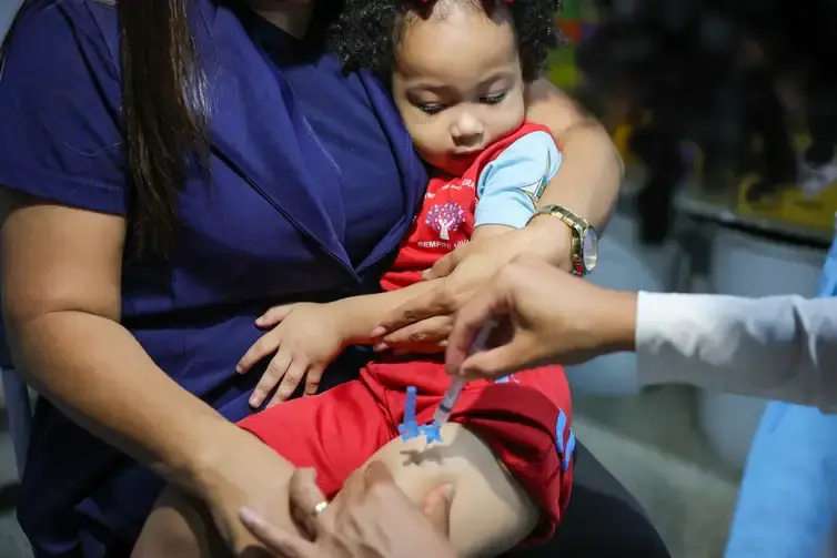 Mesmo após cinco anos de vacinação a Covid-19 ainda preocupa profissionais de saúde