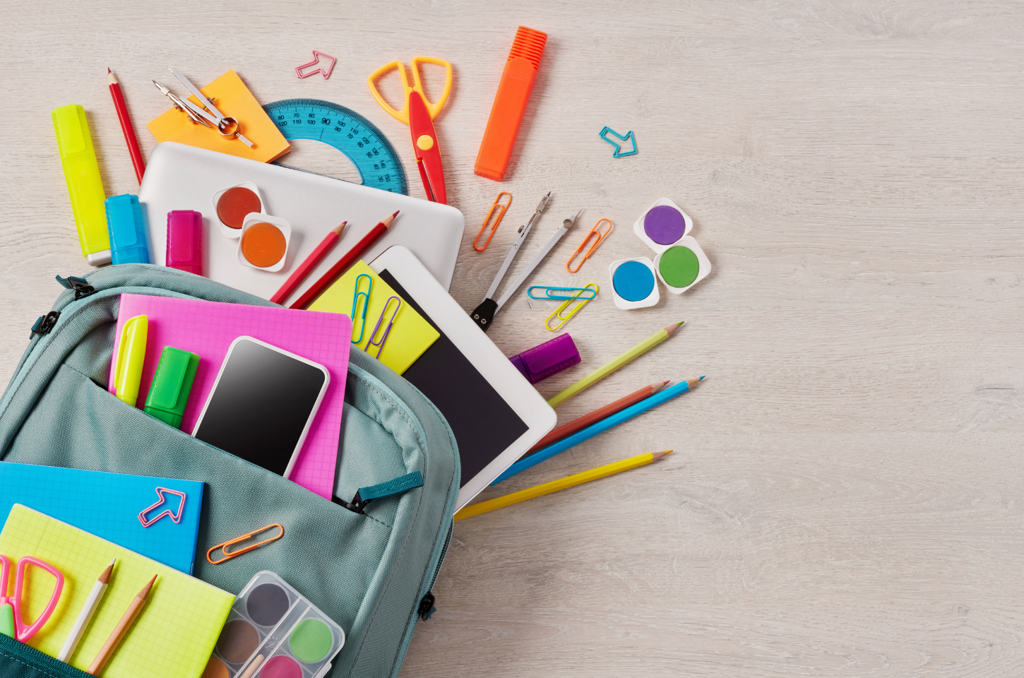 Prefeitura de Santa Isabel autoriza investimento de R$ 4,5 milhões em materiais escolares