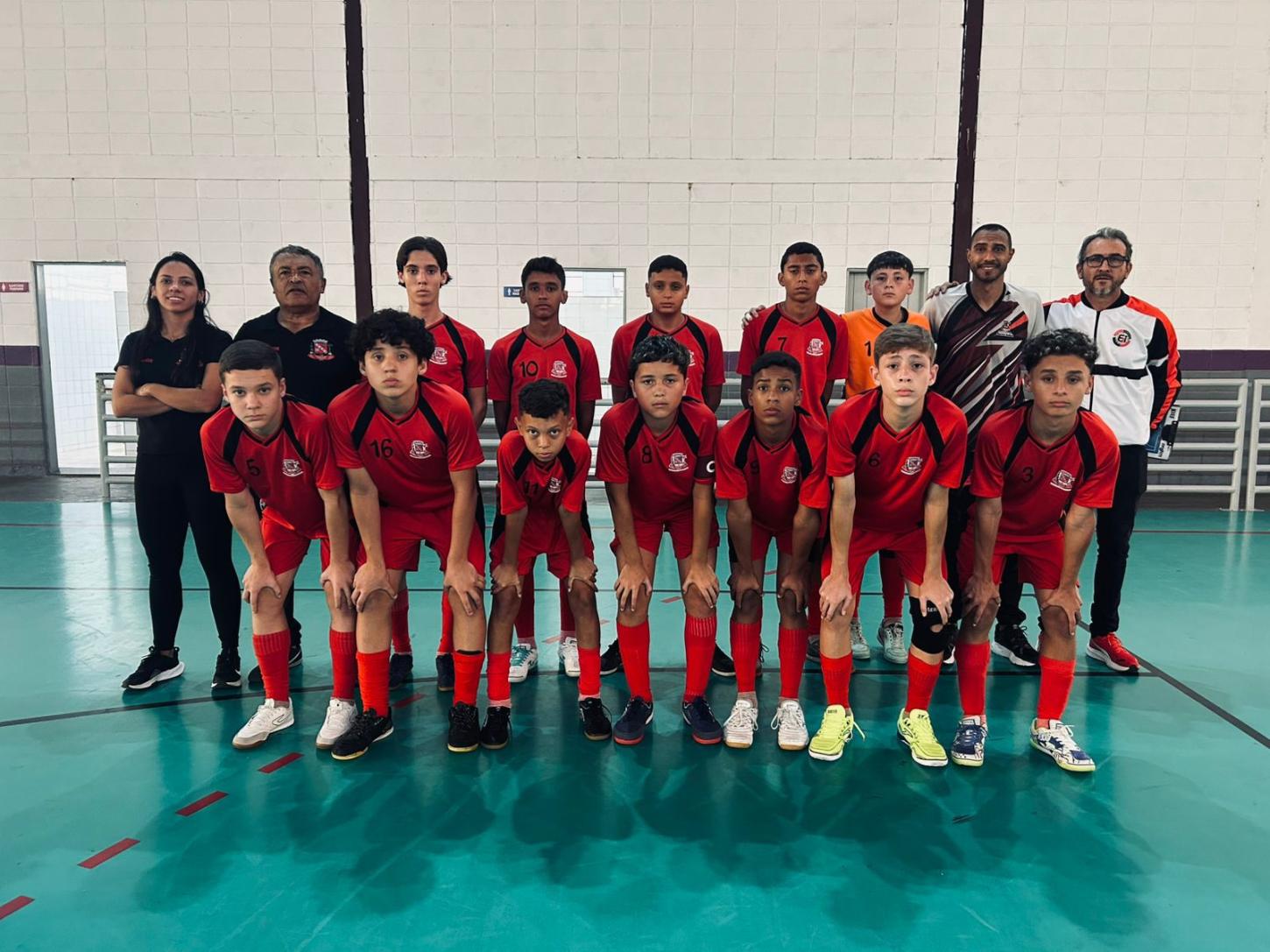 Base de Santa Isabel estreia com vitórias no Paulista de Futsal