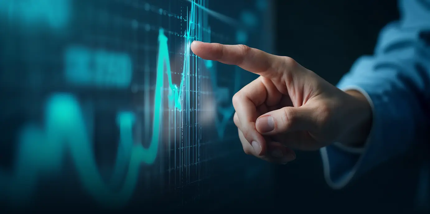 Com o dólar em torno de R$ 5, é o momento de investir no exterior?