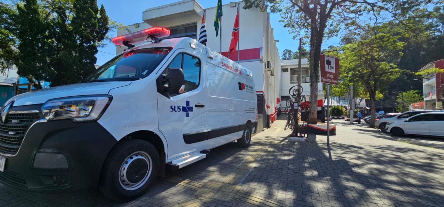 Nova ambulância chega a Santa Isabel e pode ampliar transporte de pacientes 