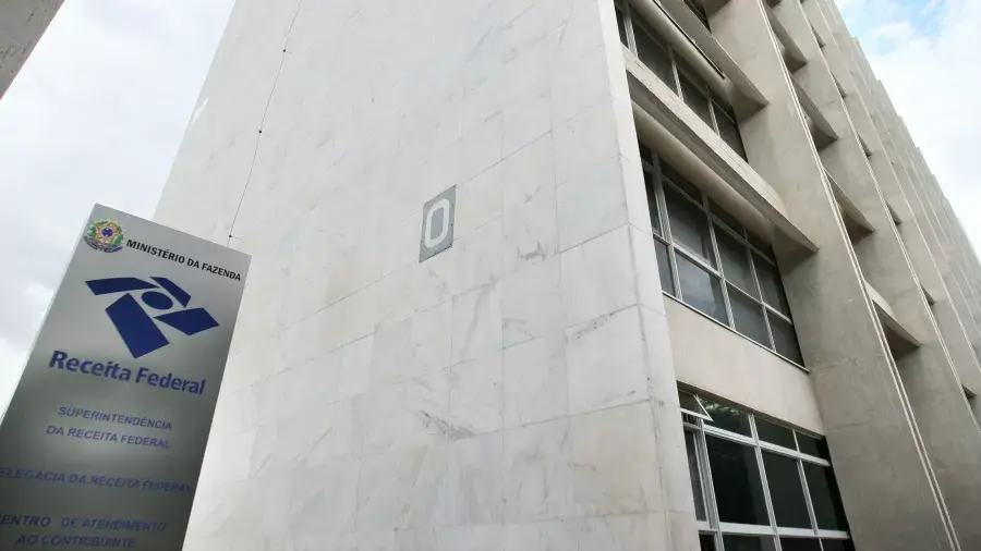 Problemas com novo sistema da Receita levam 257 mil à malha fina