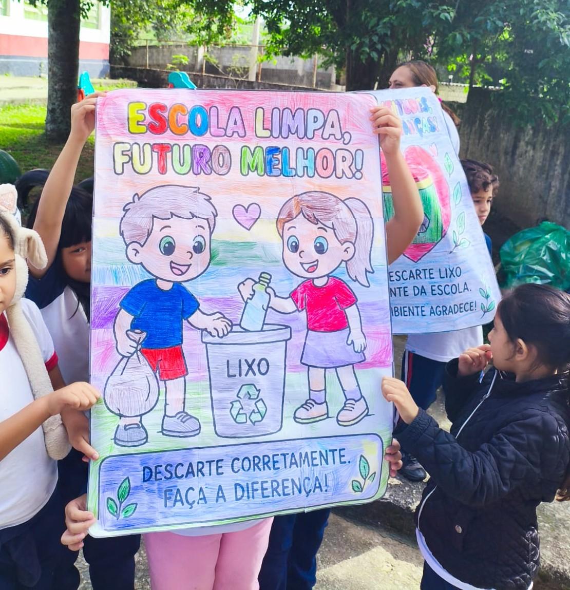 Alunos do Ouro Fino lideram ação contra descarte irregular de lixo em Santa Isabel