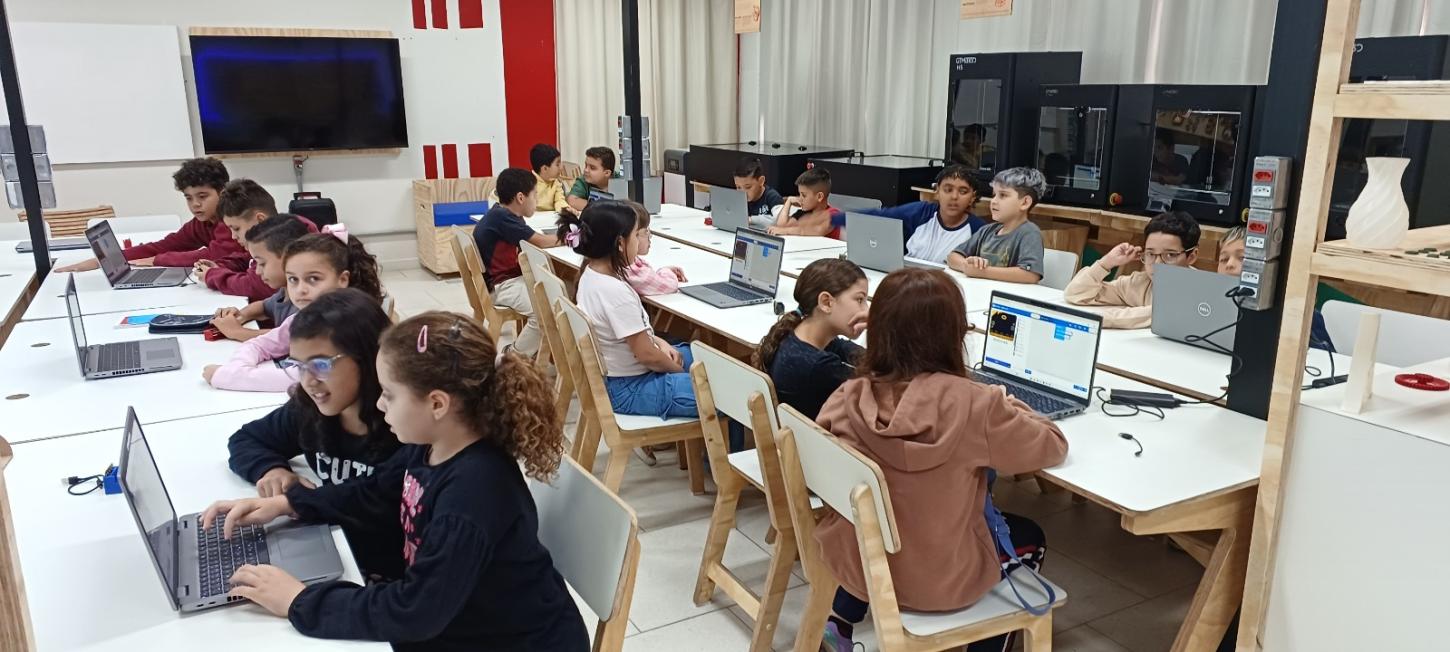 Curso de Robótica avança para nova etapa em Santa Isabel