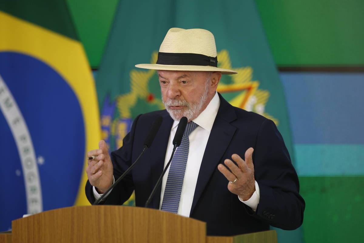 Governo avalia que nova tarifa dos EUA poderá elevar taxa total sobre produtos brasileiros