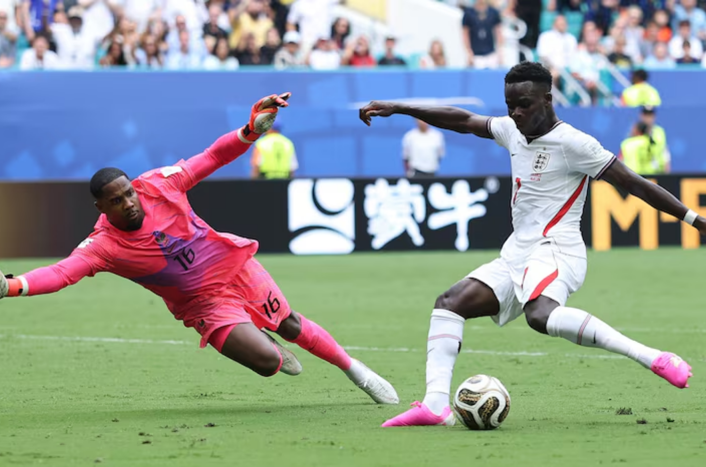 Inglaterra supera a França por 6 a 4 e conquista o terceiro lugar da Copa do Mundo