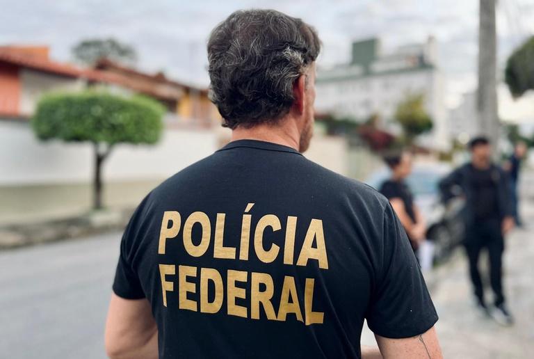 PF prende secretária sancionada pelos EUA por suspeita de ligação com o PCC