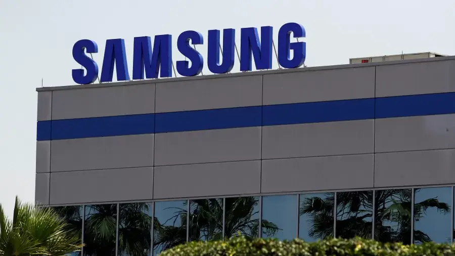 Samsung tem lucro 19 vezes maior, mas ações caem com receios de boom da IA