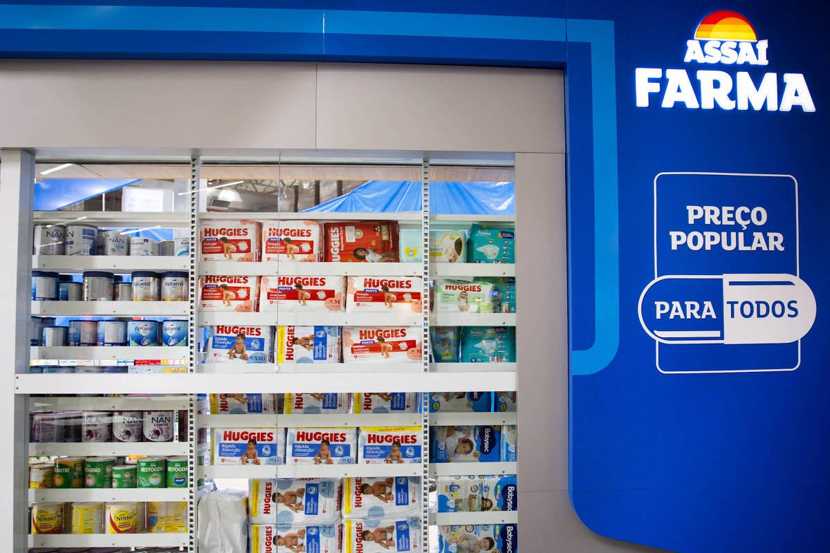Supermercados estreiam na venda de medicamentos e acirram briga com farmácias