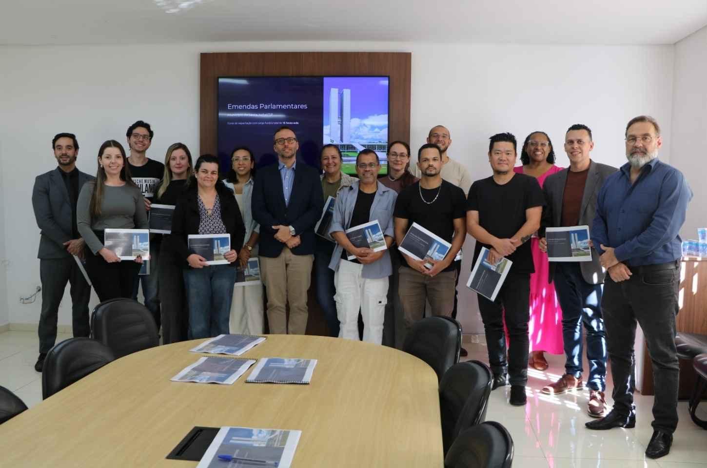 Câmara de Santa Isabel capacita servidores e entidades sobre emendas impositivas
