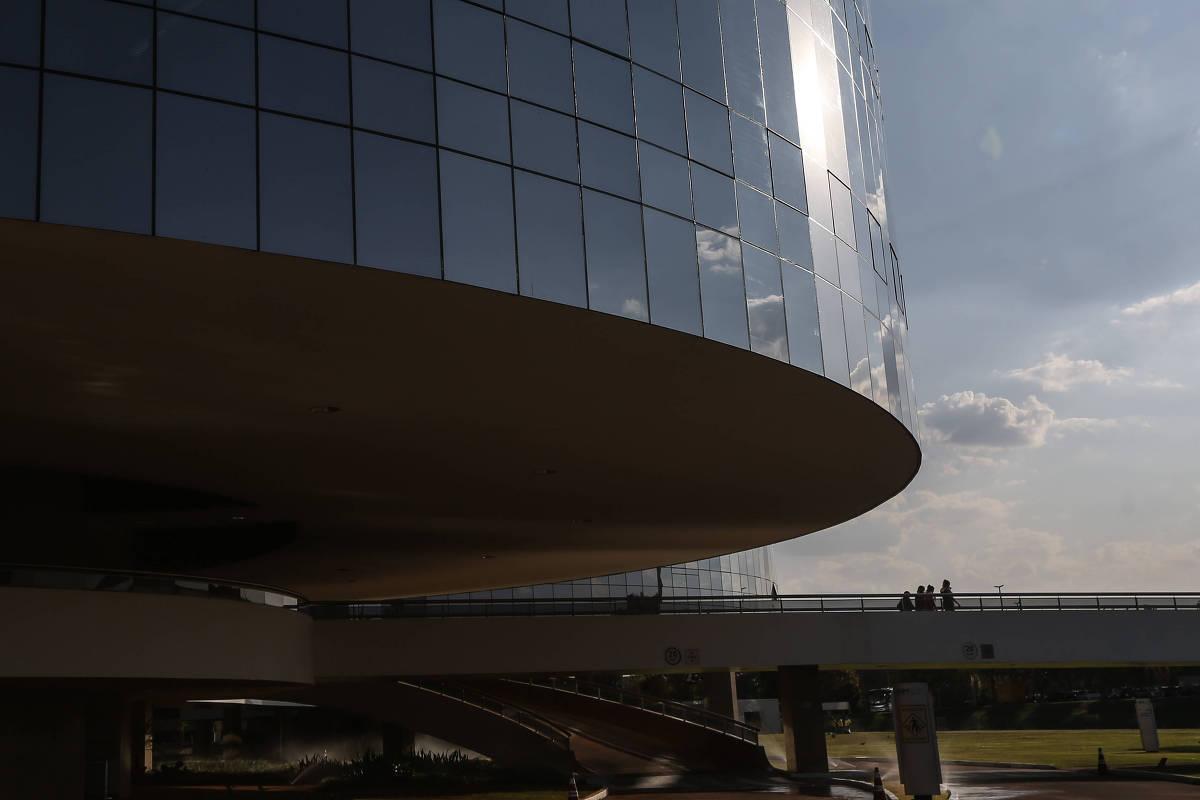 Dona da Betnacional é alvo de operação da MPF e da Receita por suspeitas de lavagem e sonegação