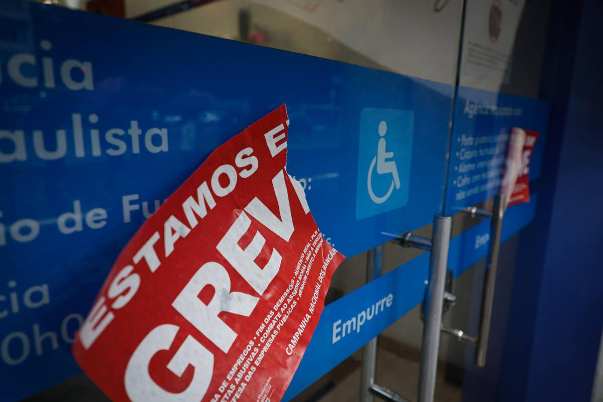 Greve da Caixa atrasa crédito do Move Brasil e financiamentos imobiliários no país