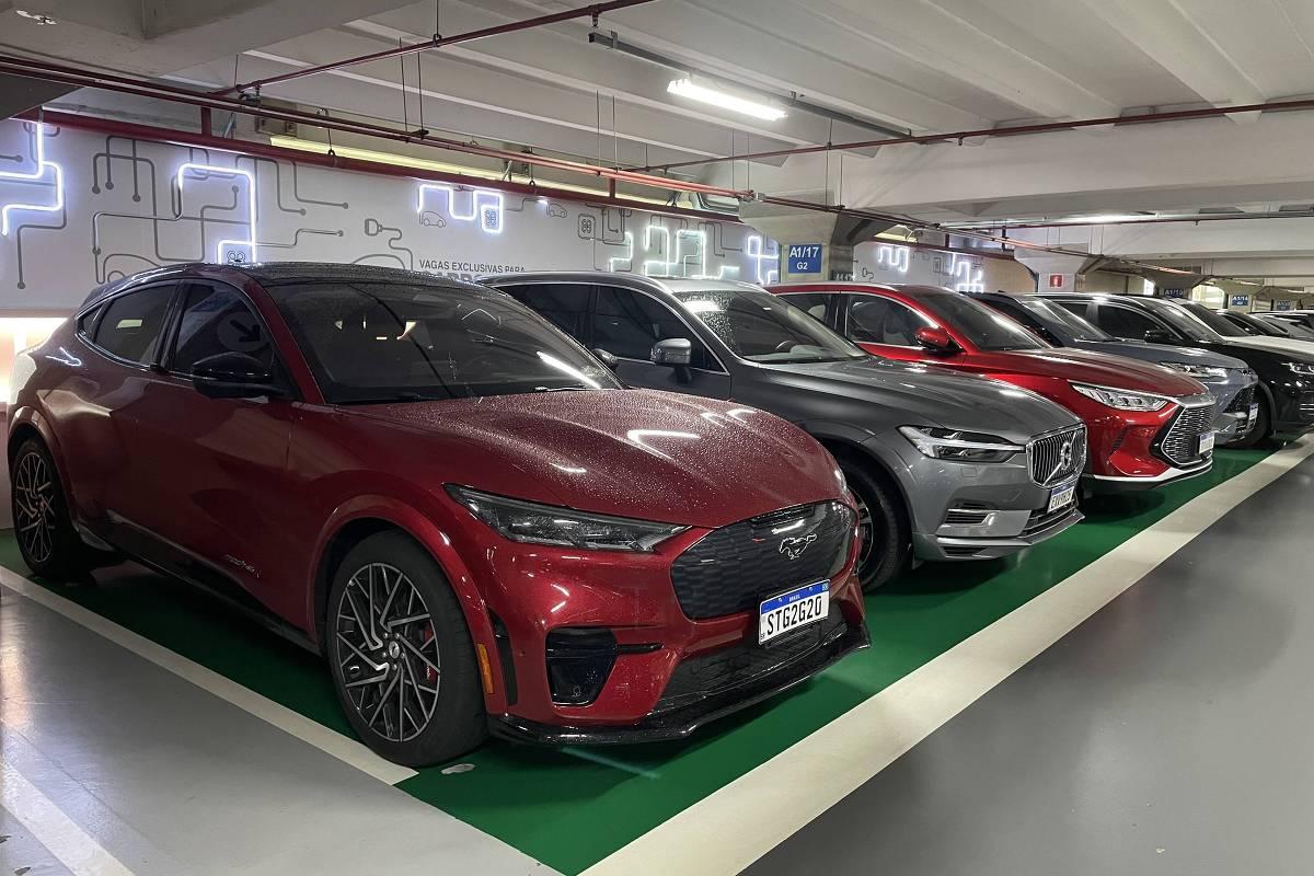 Interesse por carros eletrificados chega a 71,4% entre potenciais compradores no país