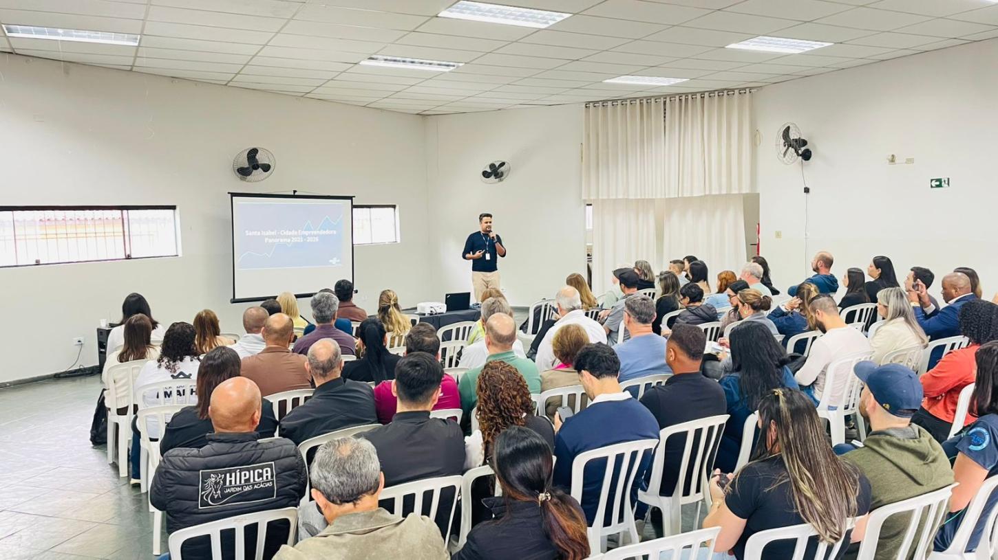 Programa oferece estágio remunerado a alunos do ensino médio técnico em Santa Isabel