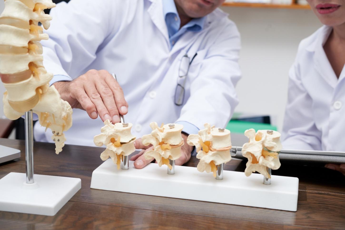 Santa Isabel alerta para osteoporose, doença que atinge 10 milhões de brasileiros