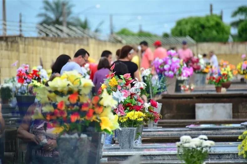 Finados no Alto Tietê: o que abre e fecha em Santa Isabel e mais seis cidades