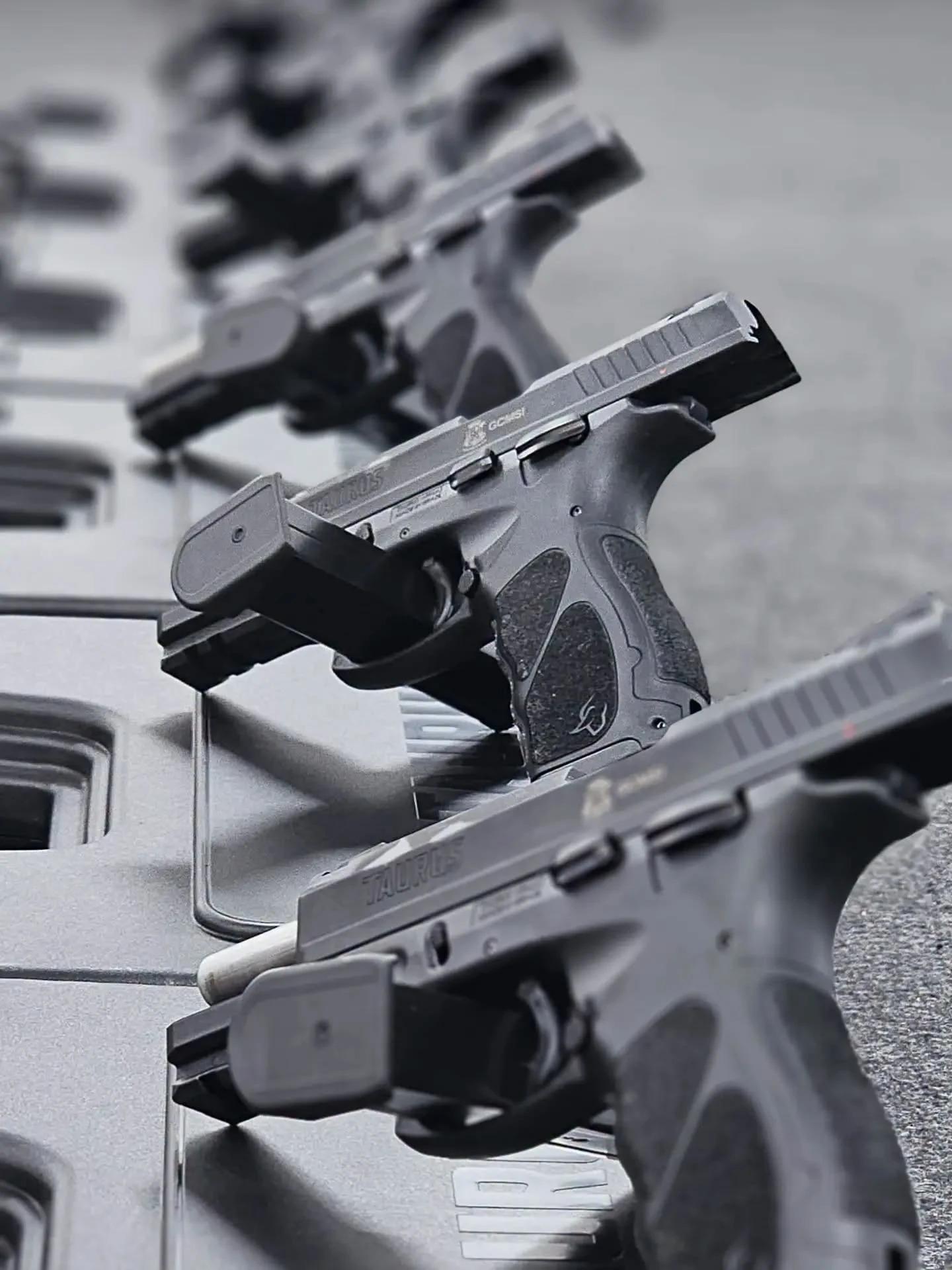 GCM de Santa Isabel conclui entrega de 30 pistolas .380 de R$ 195 mil