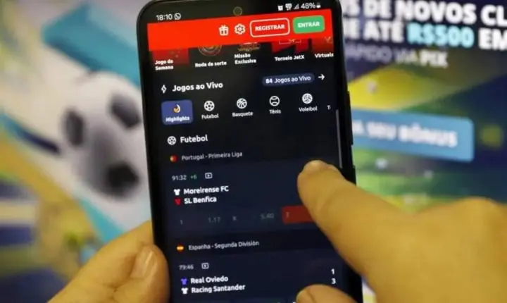 Após governo limitar publicidade, especialistas defendem proibição das bets no Brasil