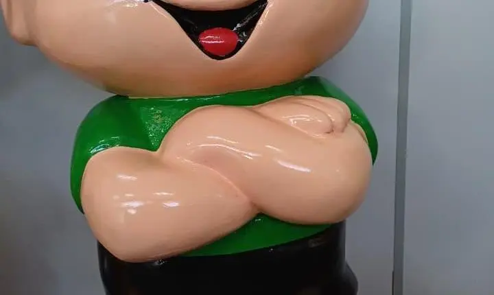 Após vandalismo, personagens infantis são repostos no Parque dos Imigrantes