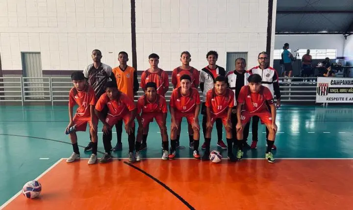 Base de Santa Isabel estreia com vitórias no Paulista de Futsal