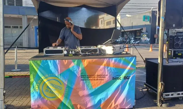 Circuito Sesc leva cultura gratuita ao centro de Santa Isabel