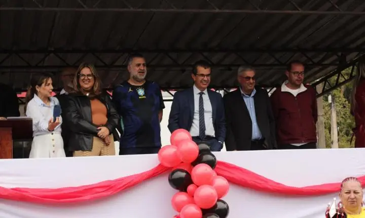 Desfile Cívico marca comemorações dos 194 anos de Santa Isabel