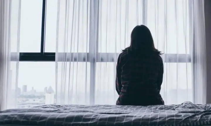 Estudo revela fatores por trás de tentativas de suicídio na adolescência