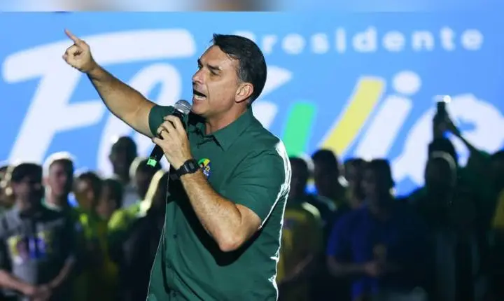 Flávio Bolsonaro propõe fim da marcação de munições; veja o que depende do Congresso
