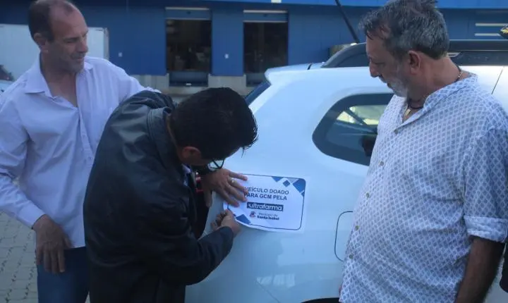 Guarda Civil Municipal de Santa Isabel recebe nova viatura doada pela iniciativa privada