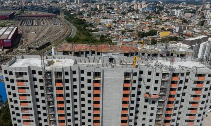 Inadimplência das famílias eleva risco de calote às incorporadoras do Minha Casa, Minha Vida