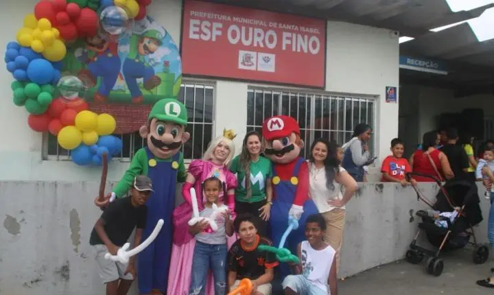 Moradores do Ouro Fino doam recursos, estrutura e fazem festa de Dia das Crianças