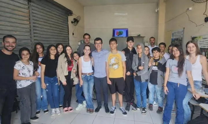 Programa forma jovens para empreender no campo em Santa Isabel