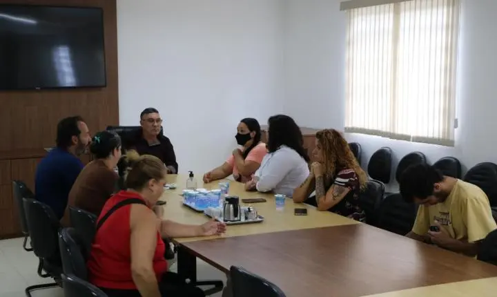 Reunião na Câmara de Santa Isabel debate atendimento a crianças com autismo