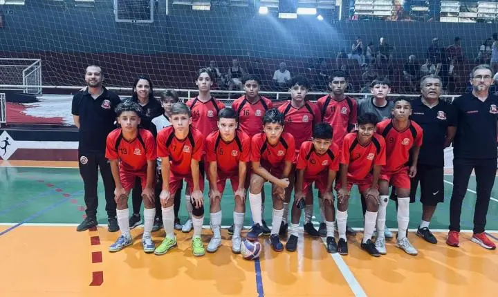 Santa Isabel vence duas e fecha rodada com reação no futsal