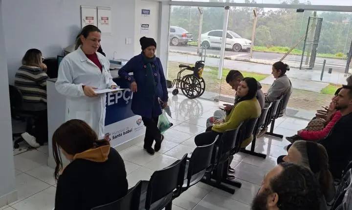 Saúde leva orientações sobre prevenção, alimentação e saúde mental a três unidades