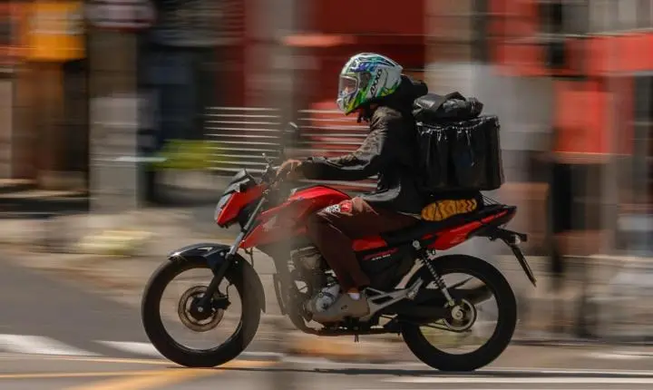 SP lança pacote de medidas que elimina custos a motociclistas e motoristas profissionais