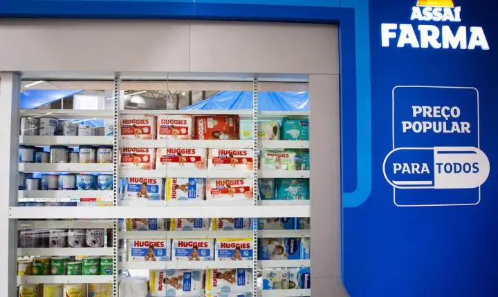 Supermercados estreiam na venda de medicamentos e acirram briga com farmácias